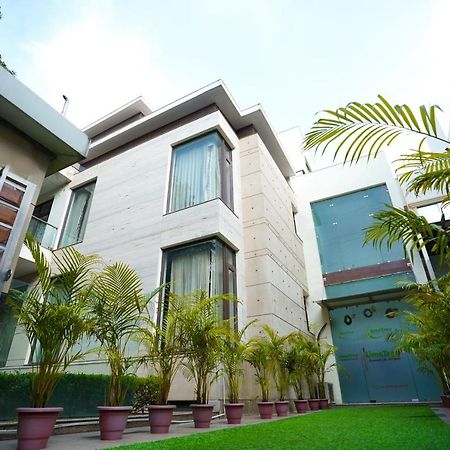 Lime Tree Hotel Sushant Lok Gurgaon Sector 29 Next To Iffco Chowk Metro Экстерьер фото