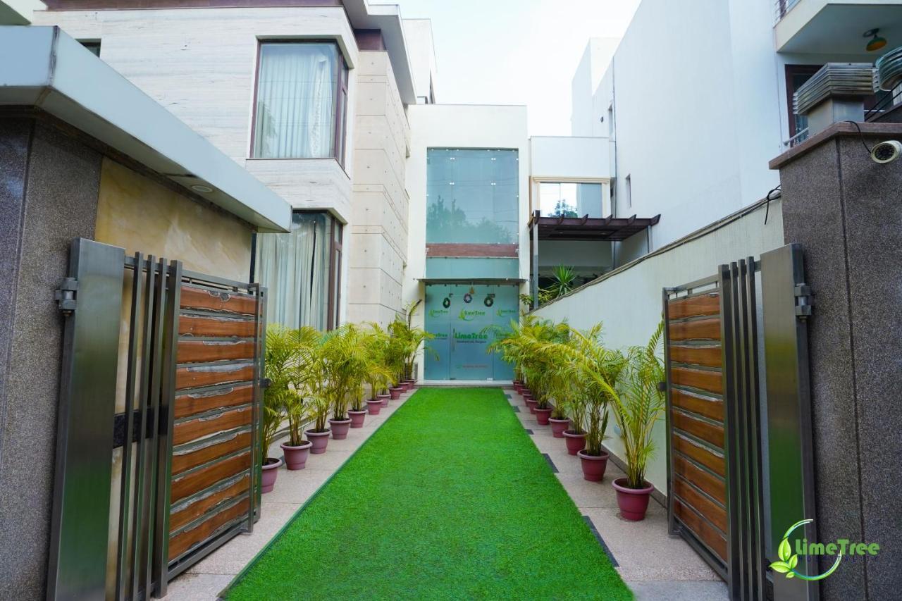 Lime Tree Hotel Sushant Lok Gurgaon Sector 29 Next To Iffco Chowk Metro Экстерьер фото